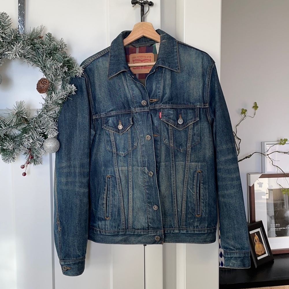 Levi’s denim jacket